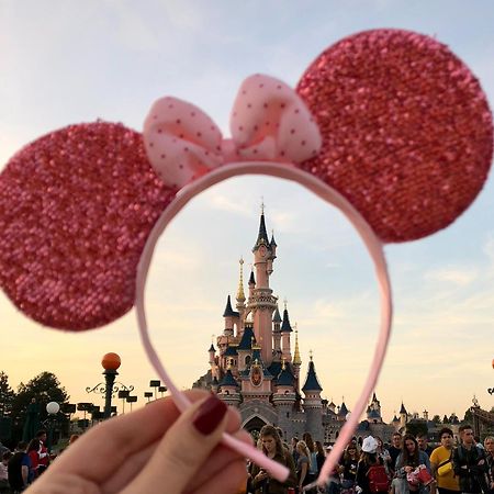 Le Chaleureux - Disneyland, Parking Gratuit Apartment Montry ภายนอก รูปภาพ